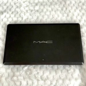 MAC Magnetic Pro Palette